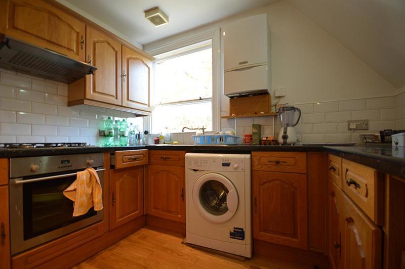 2 Bedroom Floor Flat, West Dulwich Free Street Parking Londres
