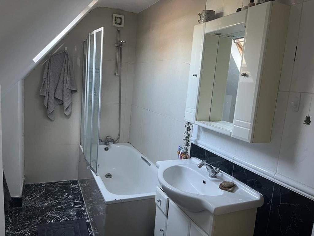 Appartement 2 Bedroom Floor Flat, West Dulwich Free Street Parking