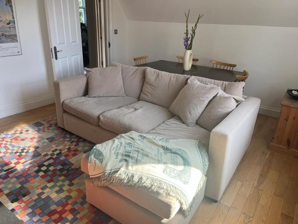 2 Bedroom Floor Flat, West Dulwich Free Street Parking Appartamento *